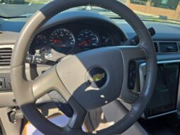 
										2013 Chevrolet Avalanche LT full									