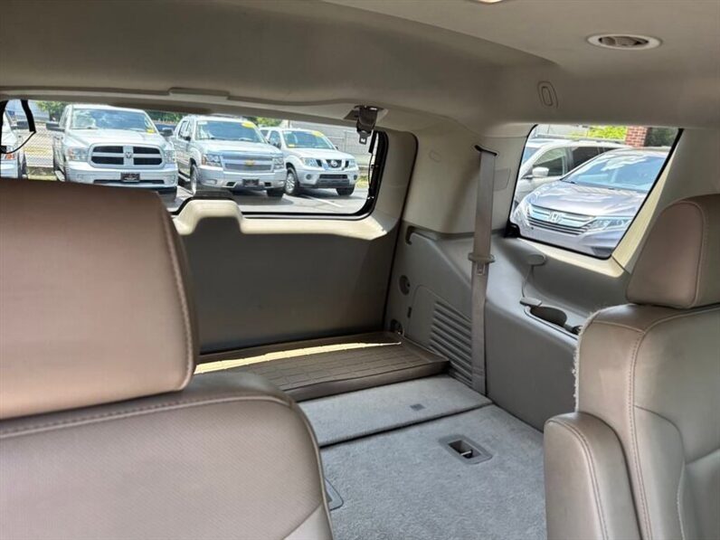 
								2015 Chevrolet Tahoe LTZ full									