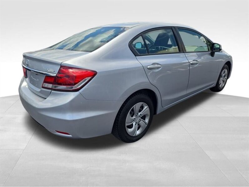 
								2013 Honda Civic LX full									