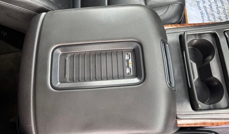 
								2017 Chevrolet Suburban Premier full									