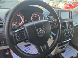 
										2019 Dodge Grand Caravan SE full									