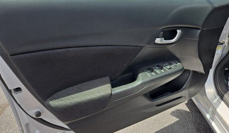 
								2013 Honda Civic LX full									