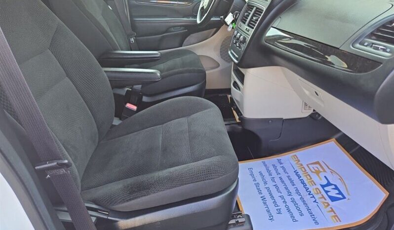 
								2019 Dodge Grand Caravan SE full									