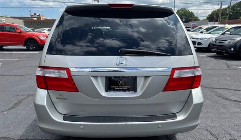 
								2005 Honda Odyssey Touring full									