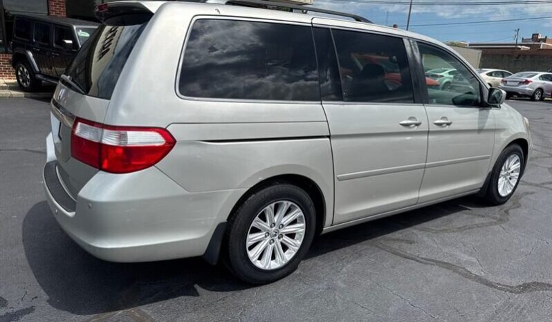 
								2005 Honda Odyssey Touring full									