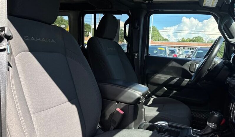 
								2018 Jeep Wrangler Unlimited Unlimited Sahara full									