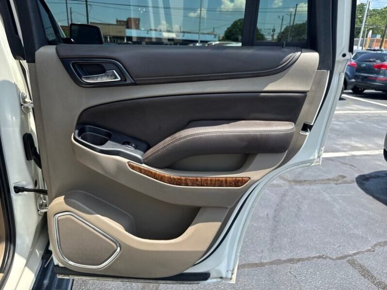 
								2015 Chevrolet Tahoe LTZ full									