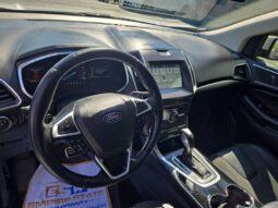 
										2016 Ford Edge Sport full									