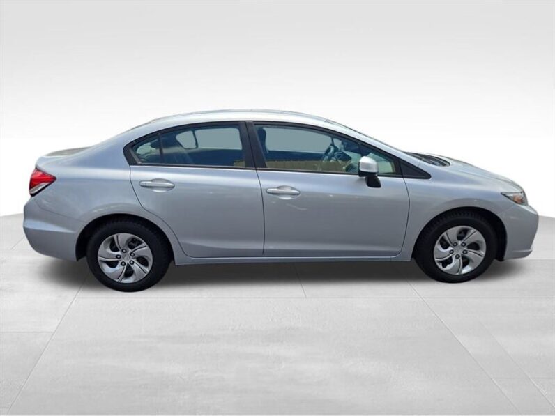
								2013 Honda Civic LX full									