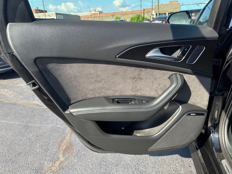 
								2018 Audi S6 4.0T Premium Plus quattro full									