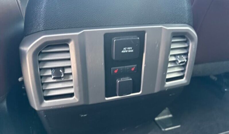 
								2015 Ford F-150 Platinum full									