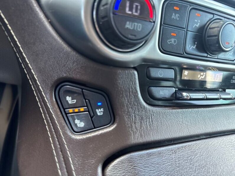 
								2015 Chevrolet Tahoe LTZ full									