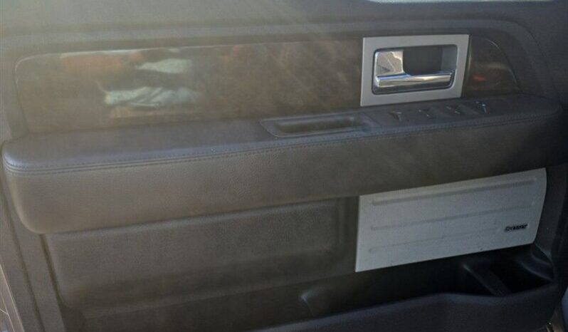 
								2014 Ford F-150 Platinum full									