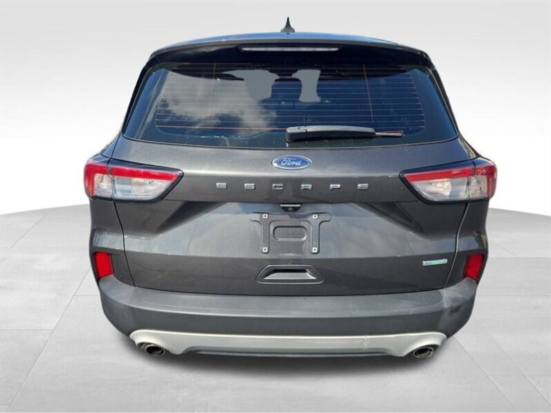 
								2020 Ford Escape S full									