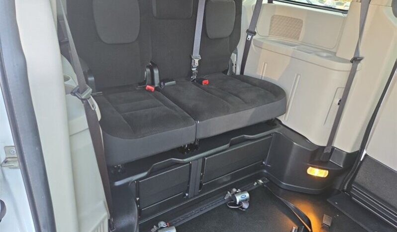 
								2019 Dodge Grand Caravan SE full									