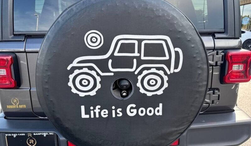 
								2018 Jeep Wrangler Unlimited Unlimited Sahara full									