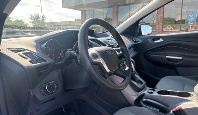 
								2014 Ford Escape SE full									