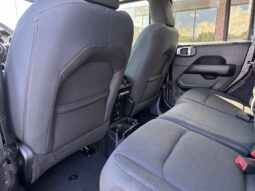 
										2018 Jeep Wrangler Unlimited Unlimited Sahara full									
