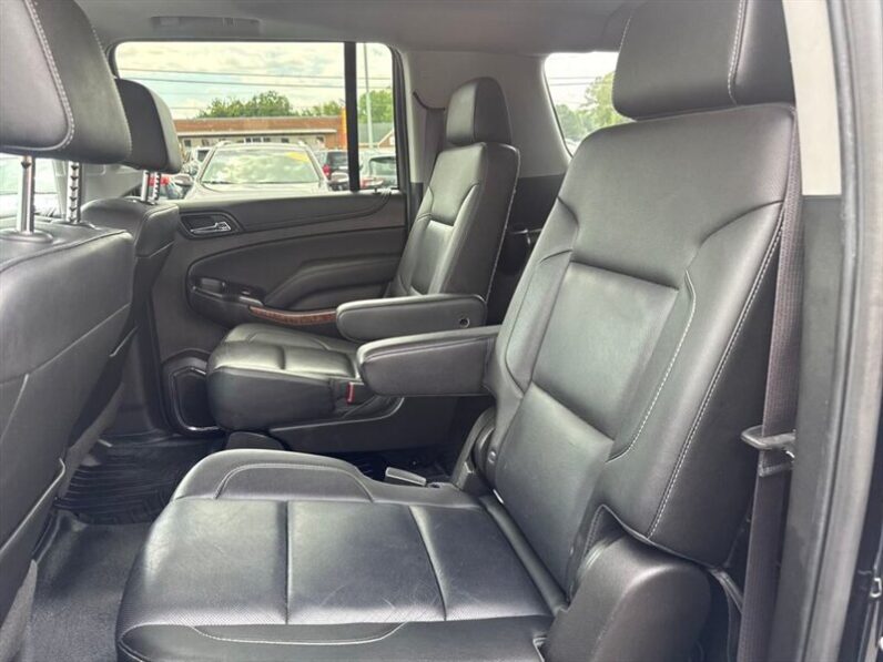 
								2017 Chevrolet Suburban Premier full									