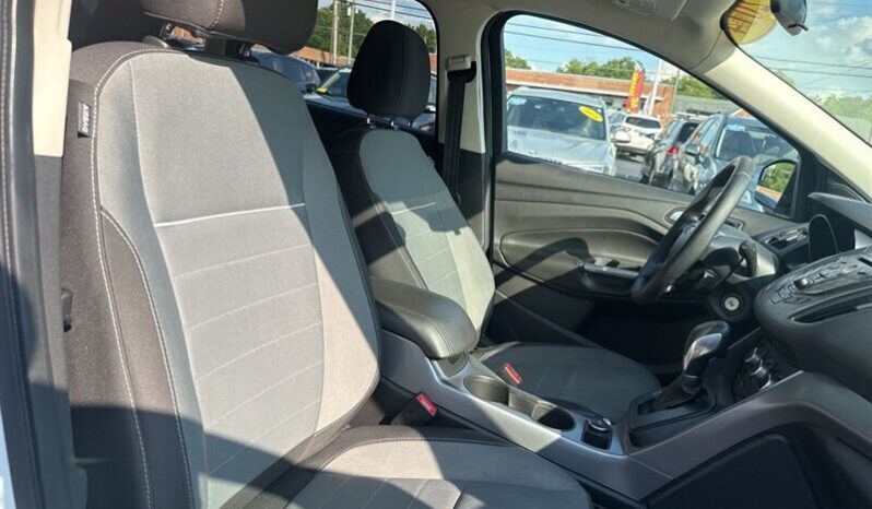 
								2014 Ford Escape SE full									