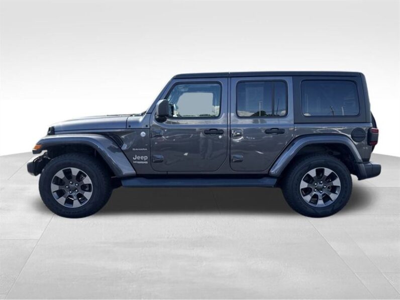 
								2018 Jeep Wrangler Unlimited Unlimited Sahara full									