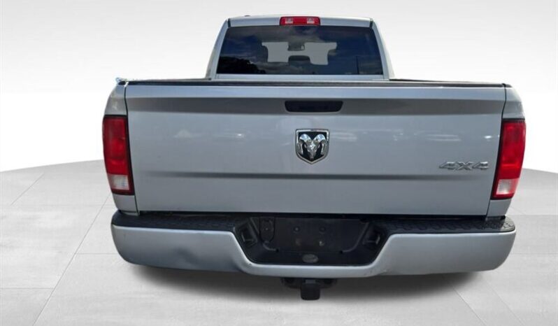 
								2019 RAM 1500 Classic Express full									