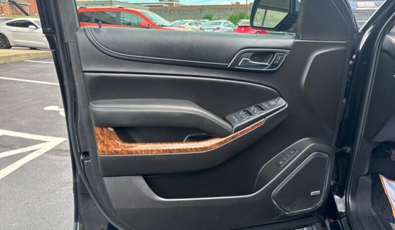 
								2017 Chevrolet Suburban Premier full									