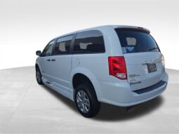 
										2019 Dodge Grand Caravan SE full									