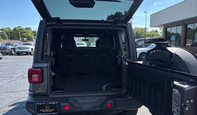 
								2018 Jeep Wrangler Unlimited Unlimited Sahara full									