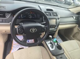 
										2013 Toyota Camry LE full									