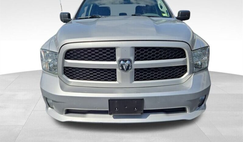 
								2019 RAM 1500 Classic Express full									