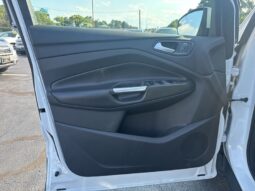 
										2014 Ford Escape SE full									