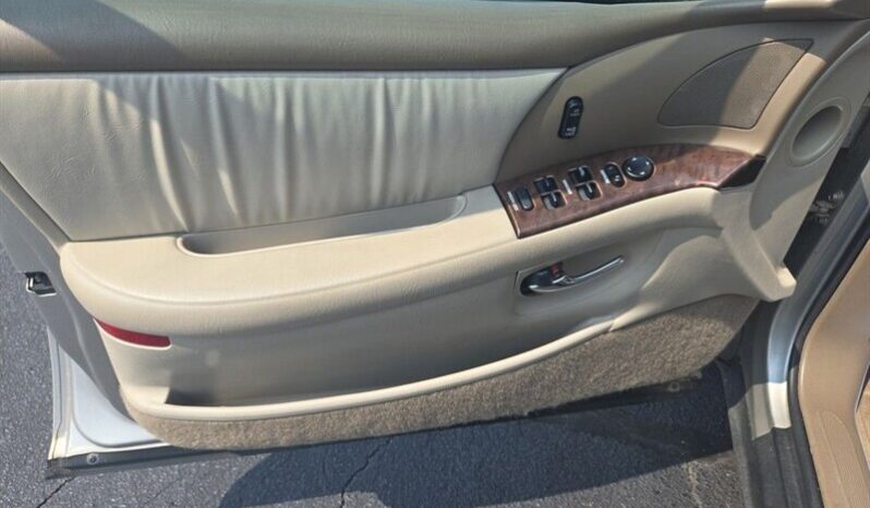 
								2005 Buick Park Avenue Base full									
