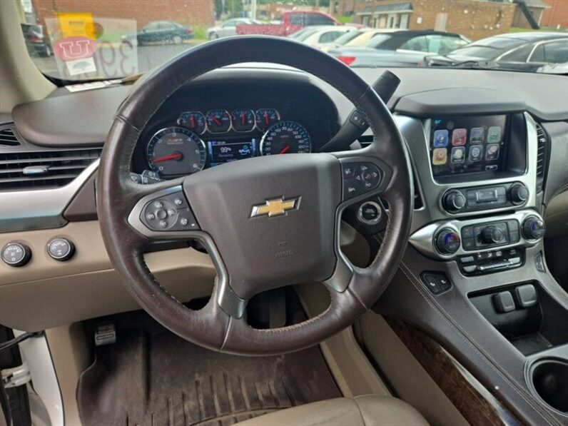 
								2017 Chevrolet Tahoe LT Z71 full									
