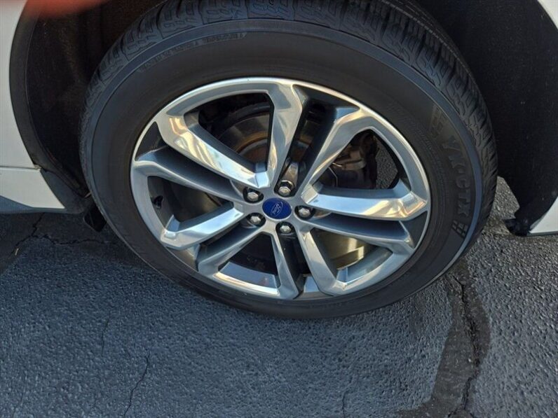 
								2016 Ford Edge Sport full									