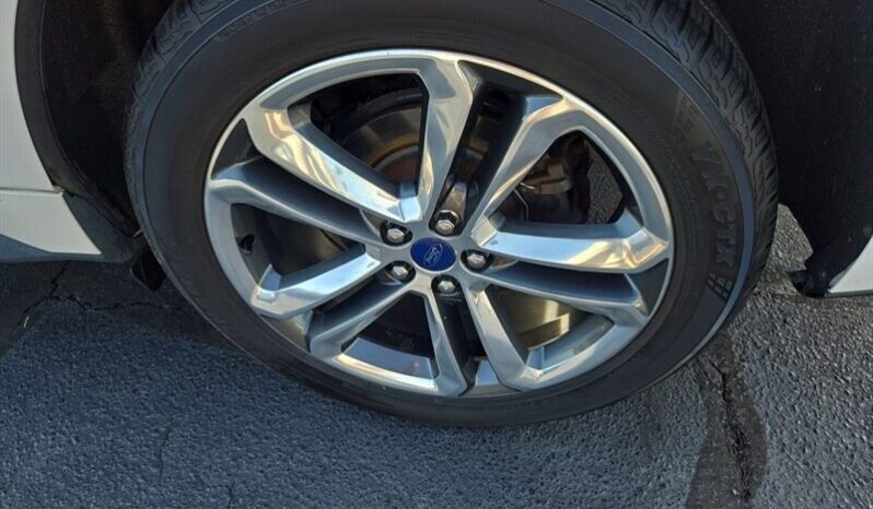 
								2016 Ford Edge Sport full									