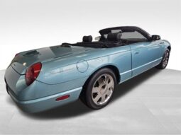 
										2002 Ford Thunderbird Base full									