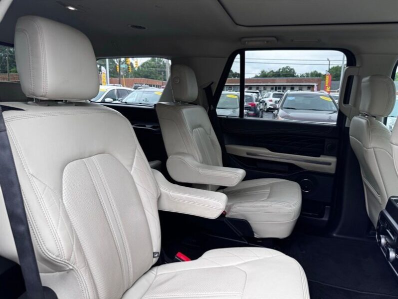 
								2020 Ford Expedition Platinum full									