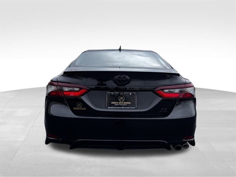 
								2022 Toyota Camry SE Nightshade full									