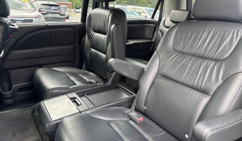
								2005 Honda Odyssey Touring full									