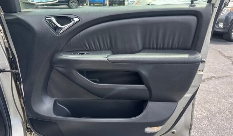 
								2005 Honda Odyssey Touring full									