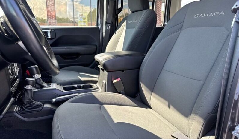 
								2018 Jeep Wrangler Unlimited Unlimited Sahara full									