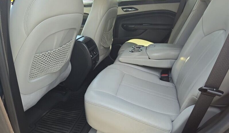 
								2016 Cadillac SRX Performance full									