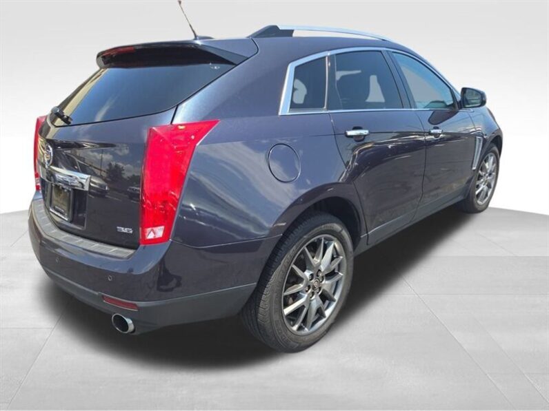 
								2016 Cadillac SRX Performance full									