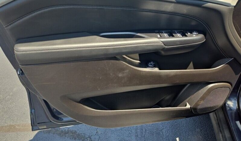 
								2016 Cadillac SRX Performance full									