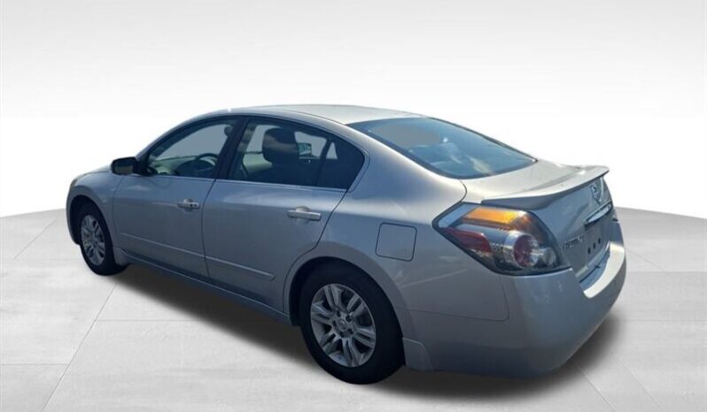 
								2012 Nissan Altima 2.5 S full									