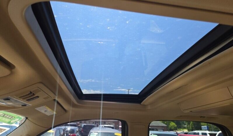 
								2012 Cadillac Escalade Luxury full									