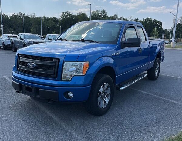 
								2013 Ford F-150 STX full									