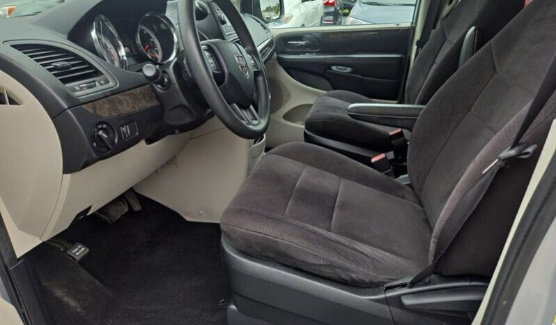 
								2011 Dodge Grand Caravan Mainstreet full									