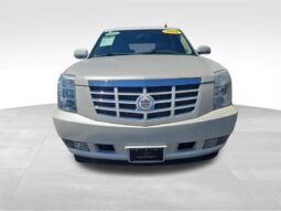 
										2012 Cadillac Escalade Luxury full									